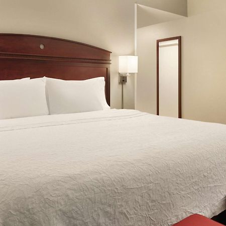 Hampton Inn & Suites Madison - West Ngoại thất bức ảnh