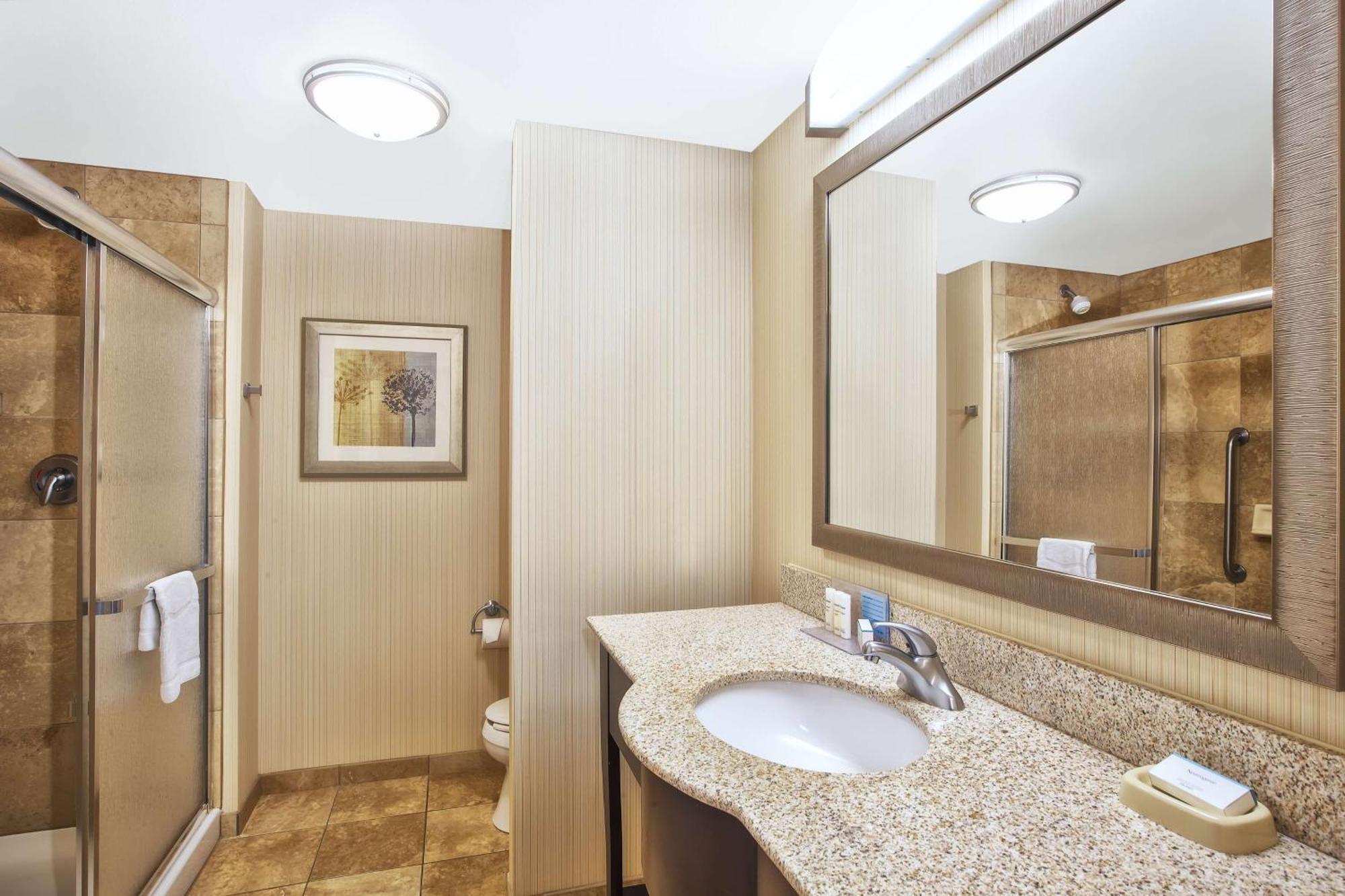 Hampton Inn & Suites Madison - West Ngoại thất bức ảnh