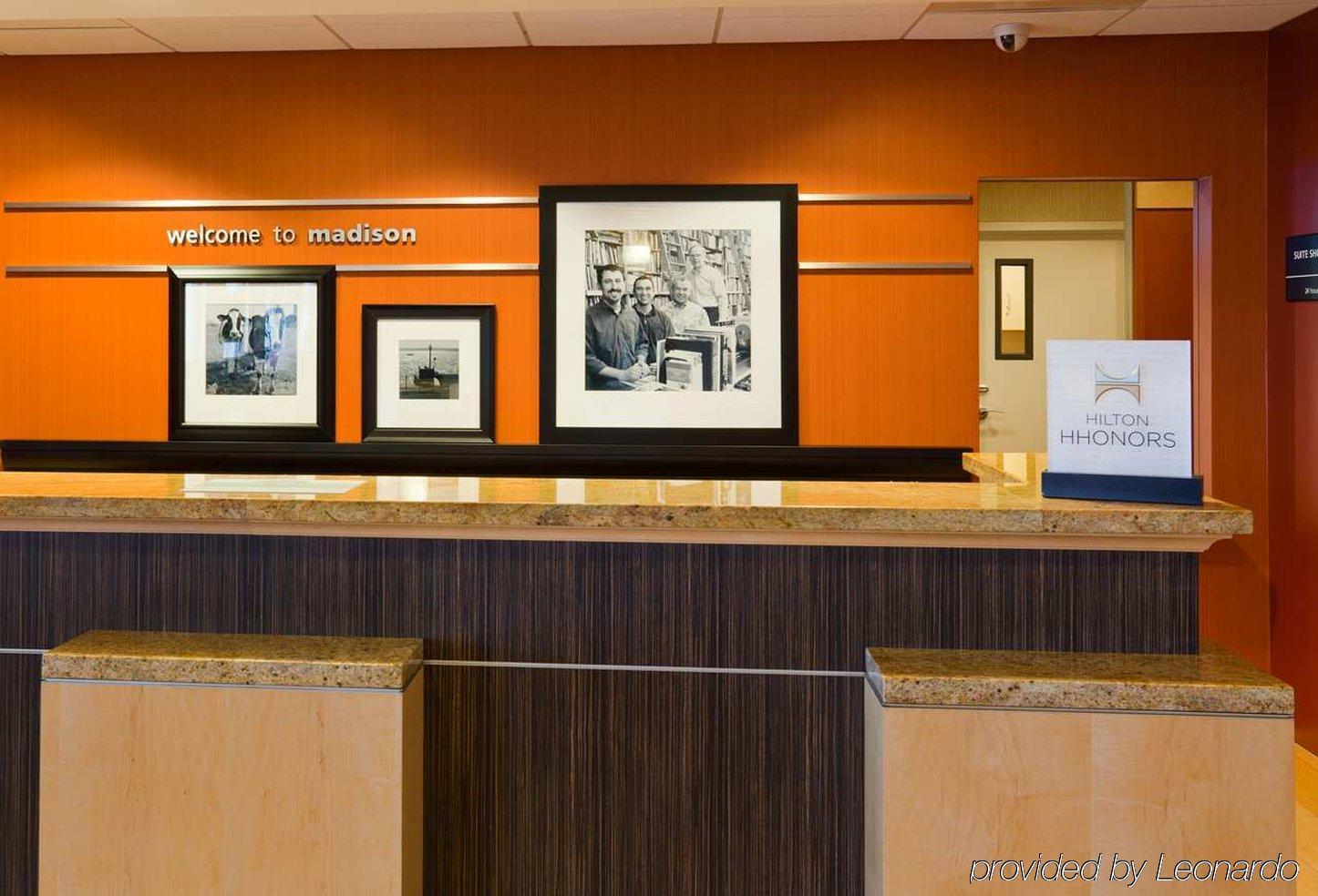 Hampton Inn & Suites Madison - West Ngoại thất bức ảnh