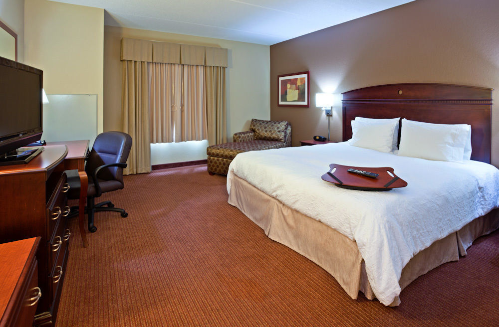 Hampton Inn & Suites Madison - West Ngoại thất bức ảnh