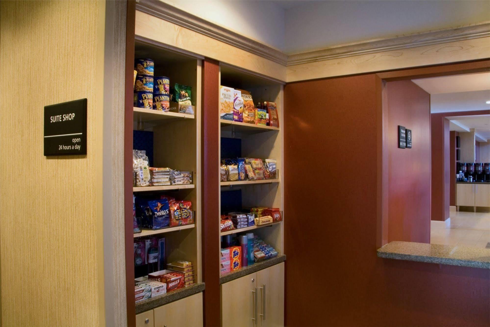 Hampton Inn & Suites Madison - West Ngoại thất bức ảnh